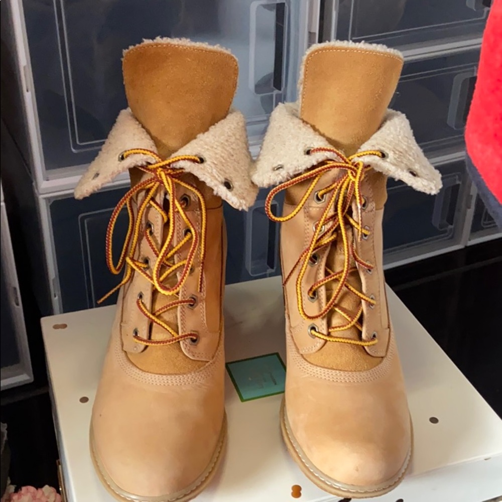 Winter Boots - image 3